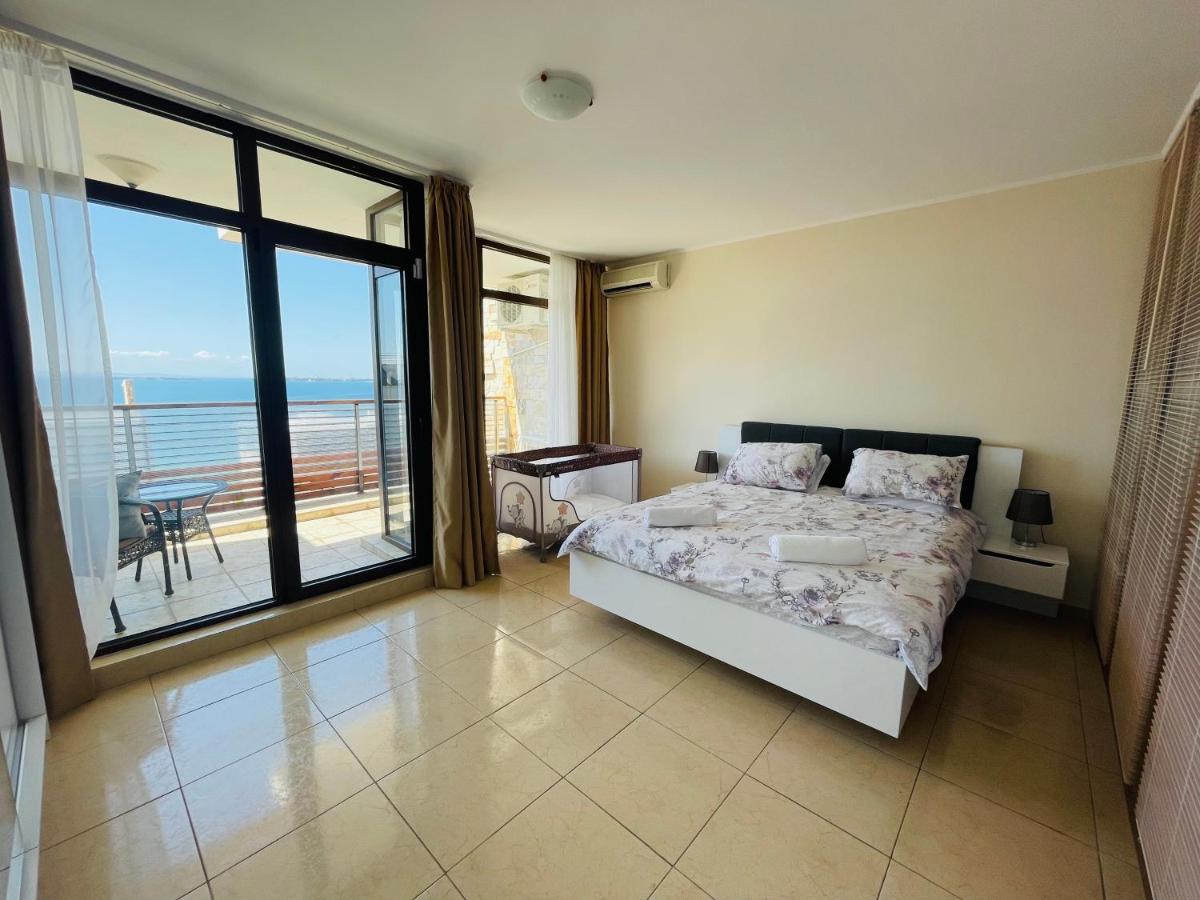 Dolce Vita Sea View Apartment Sveti Vlas Exteriör bild